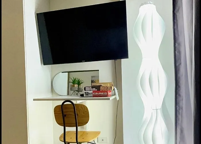 Nook Out At Azure Urban Residences *
